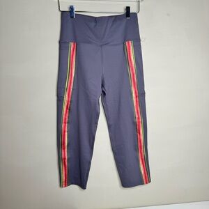 Soulgani Active Regular Chaos & Beauty Side Stripe Cropped Legging